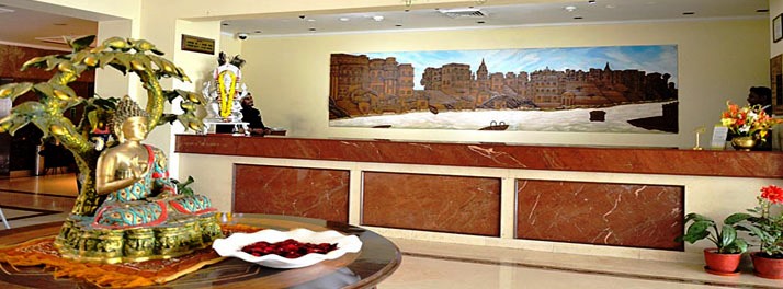 1720/Hotel Meraden Grand - Varanasi 03.jpg